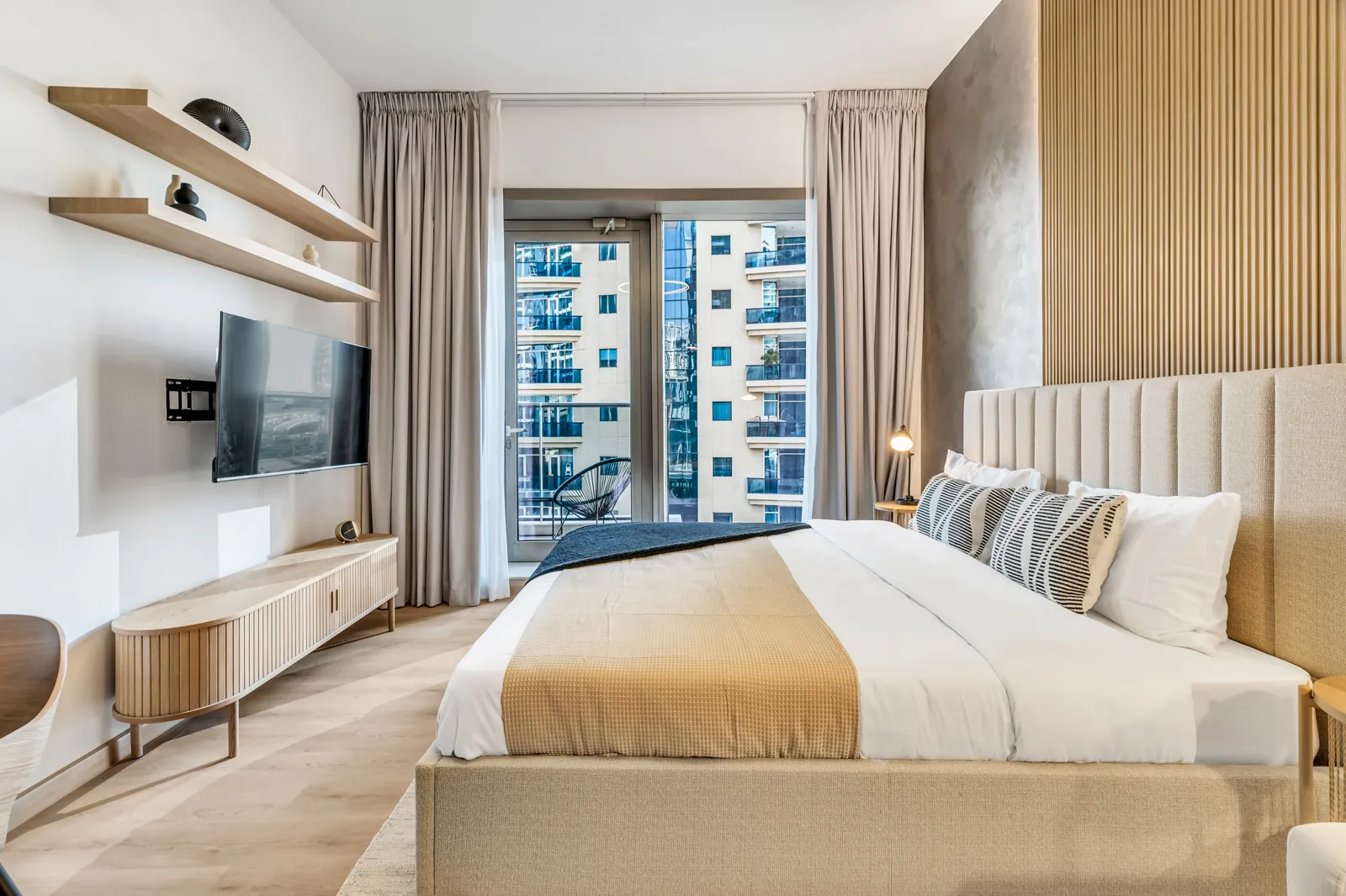 Studio PASE interior design — Project SPARKLE, furnished apartment in Dubai Marina